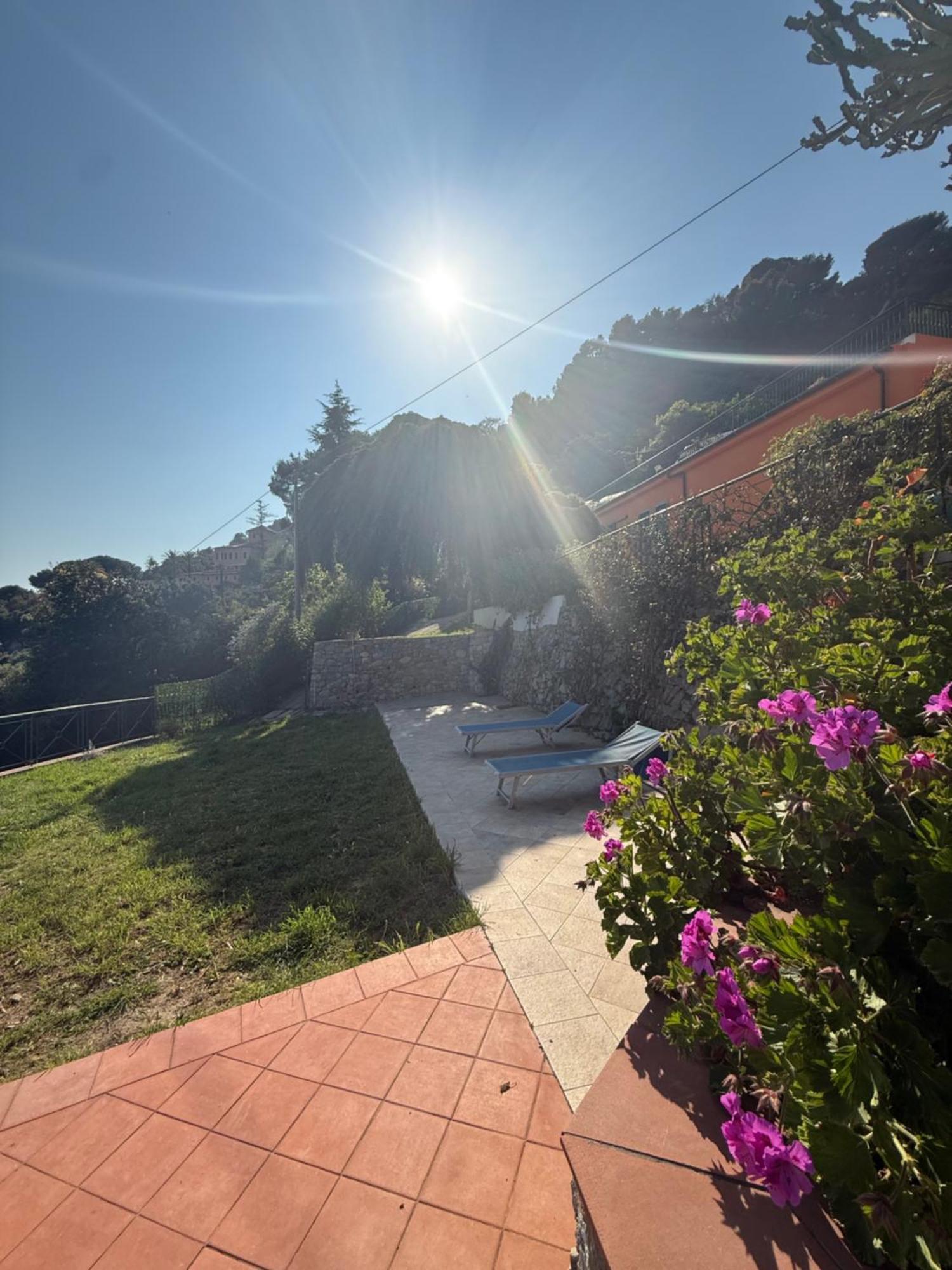 ונטימיגליה Agriturismo Un Mare Di Fiori מראה חיצוני תמונה